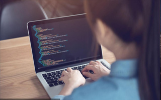 昌邑 ,php声明和调用变量的符号是什么？